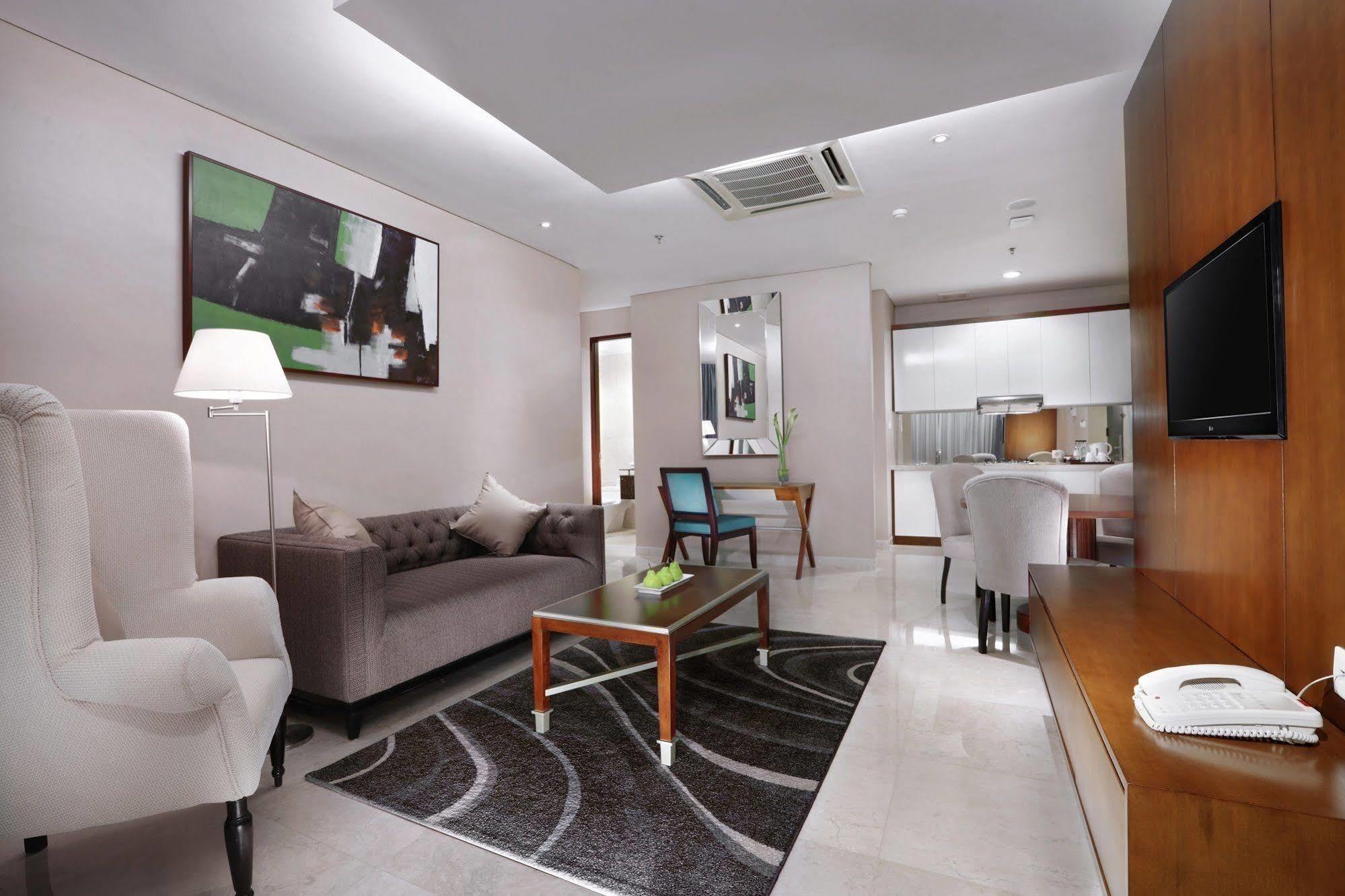 The Grove By Grand Aston 5* Jakarta